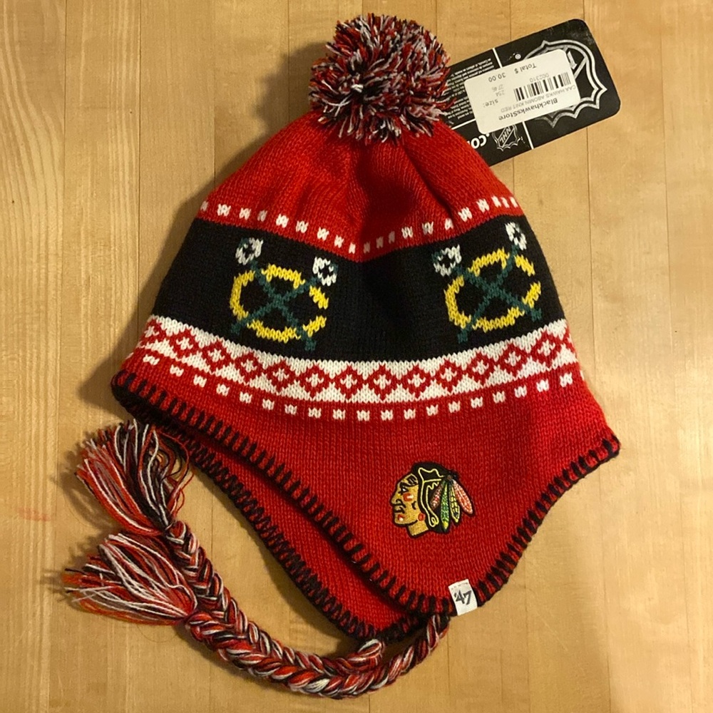 Blackhawks knit hat